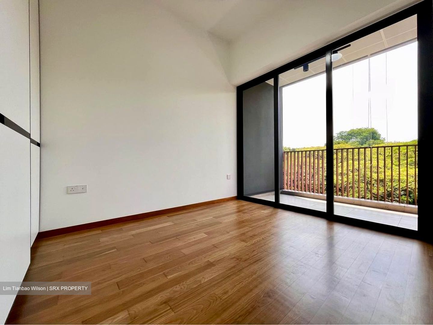 Royalgreen (D10), Condominium #439768331